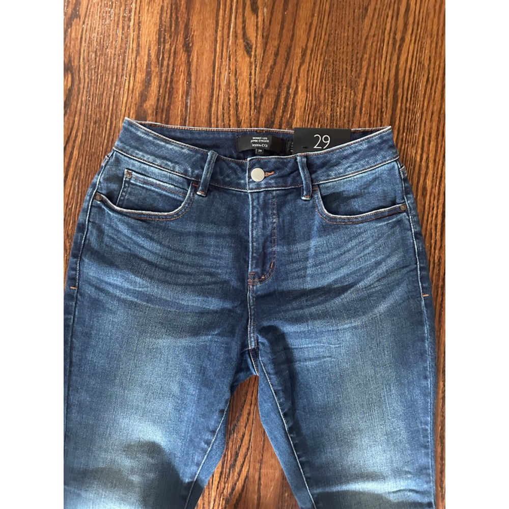 Women's RW&CO. Blue Curvy Fit Skinny Jeans Size 29 - Picture 2 of 7
